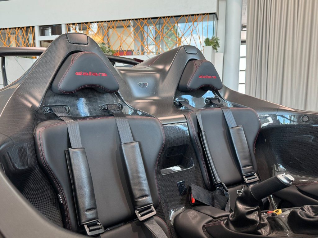 Dallara Stradale Barchetta Spoiler Exposed Carbon Nero