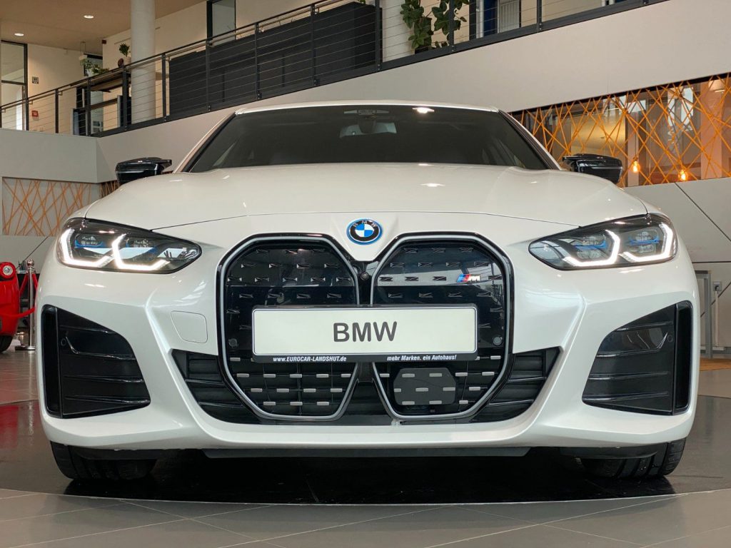 BMW i4 M50 M-Sport Pro Laser M-Sitze SurrV H&K ACC