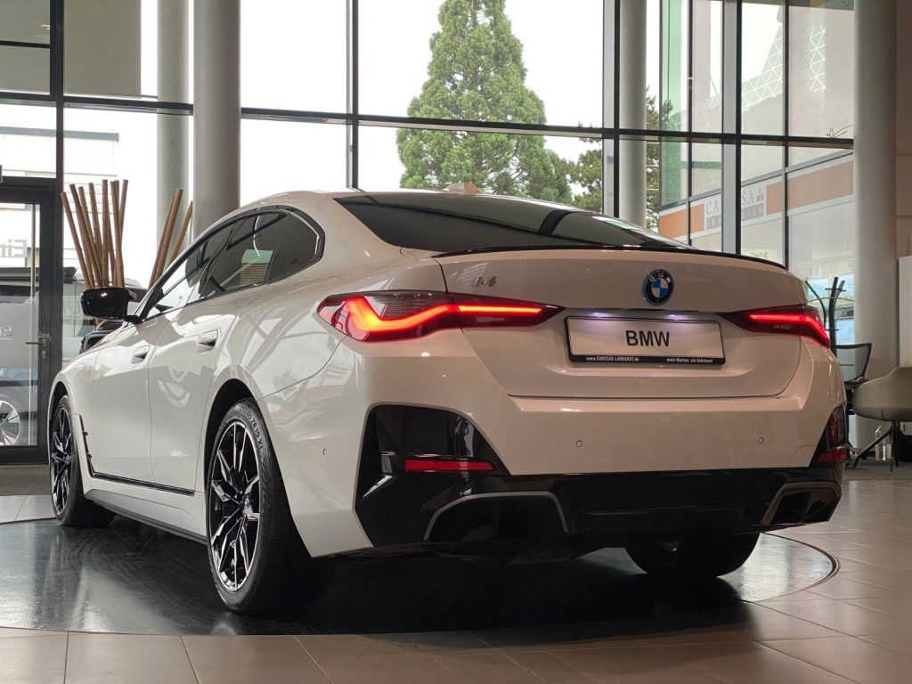 BMW i4 M50 M-Sport Pro Laser M-Sitze SurrV H&K ACC