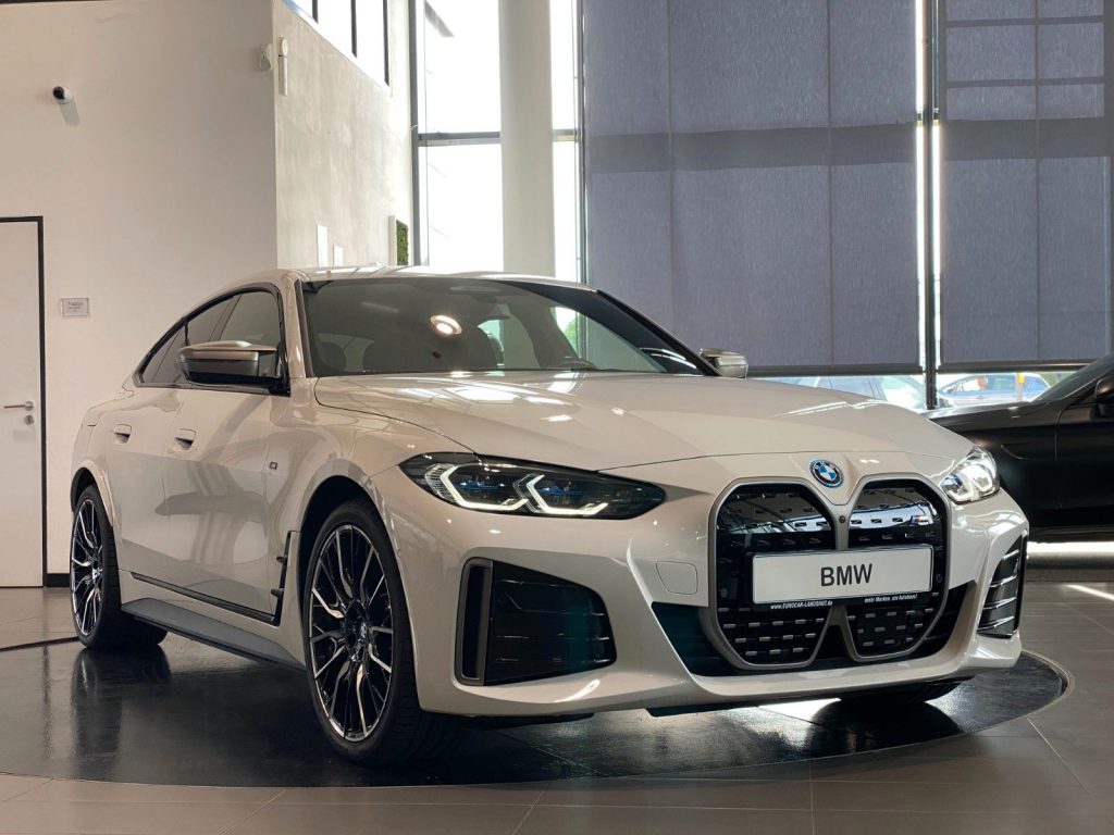 BMW i4 M50 M-Sitze Laser SurrView eGSD H&K ACC AHK
