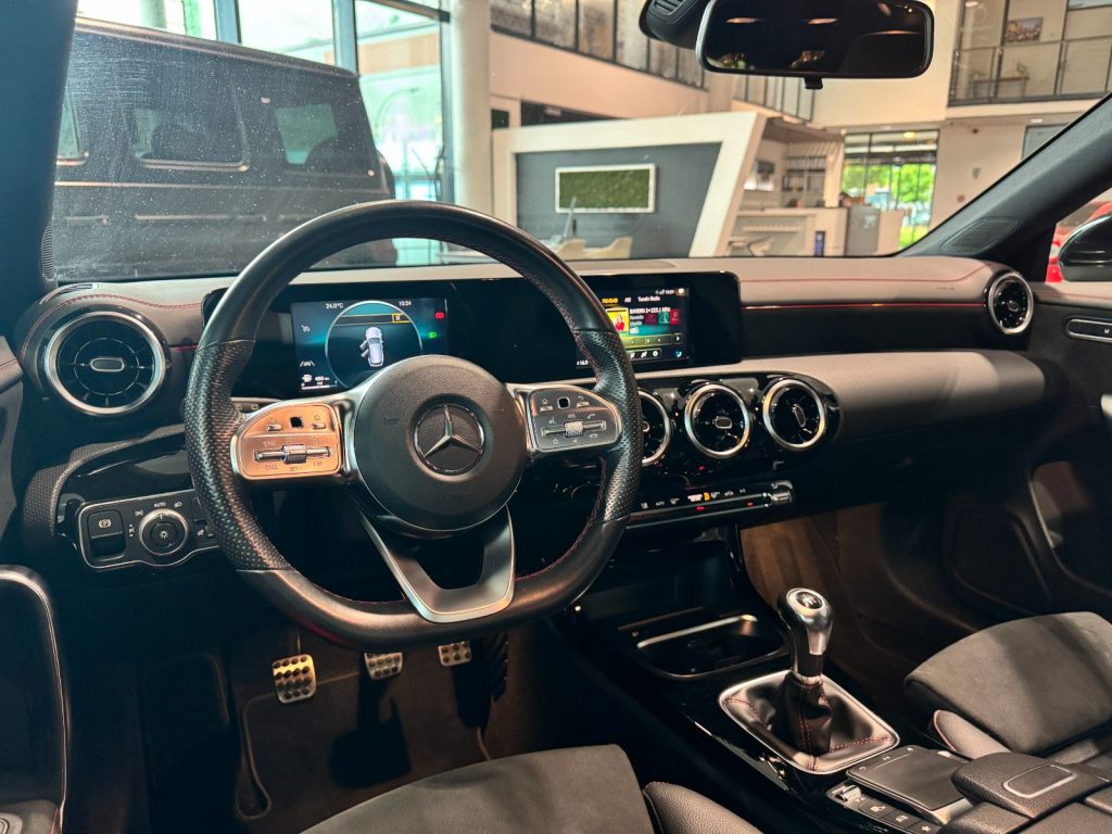 Mercedes-Benz CLA 180d Shooting Brake AMG-Line MBUX LED Shzg