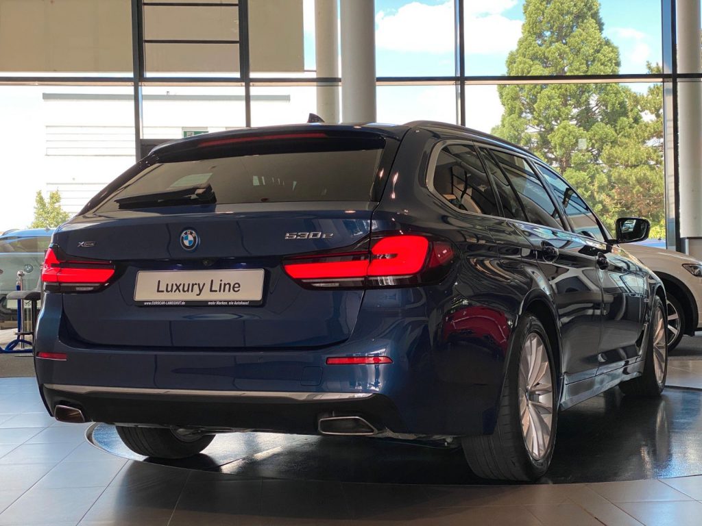 BMW 530e xDr Luxury Laser Sbel HUD H&K DDC ACC AHK