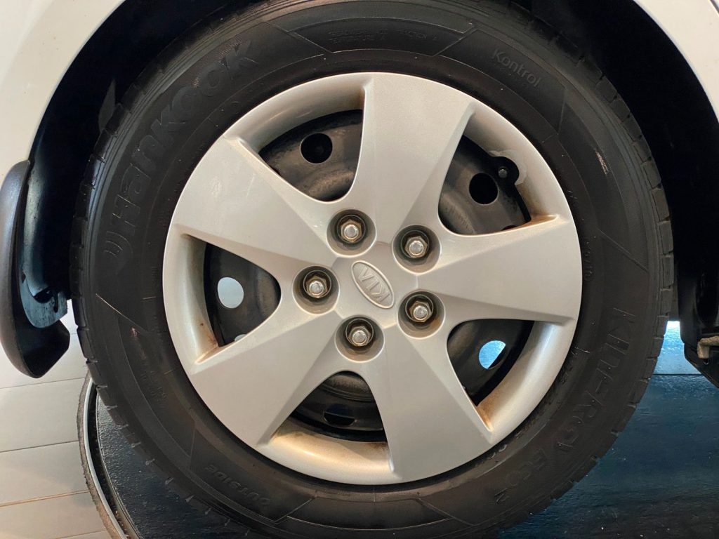 Kia Ceed 1.4 CVVT Attract Klima Radio HU: 05/2028