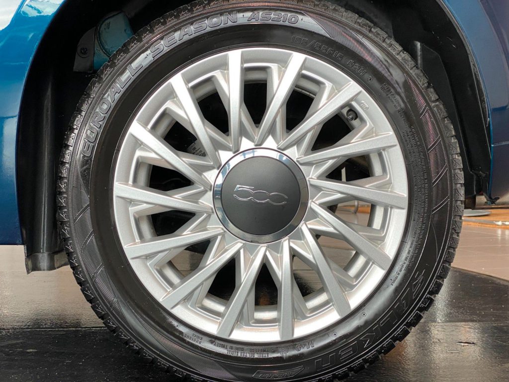 Fiat 500 1.0 Mild Hybrid Dolcevita Navi Pano DAB PDC