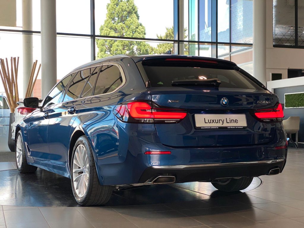 BMW 530e xDr Luxury Laser Sbel HUD H&K DDC ACC AHK