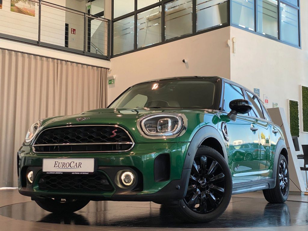 MINI Cooper SD Countryman ALL4 Navi Leder LED ACC AHK