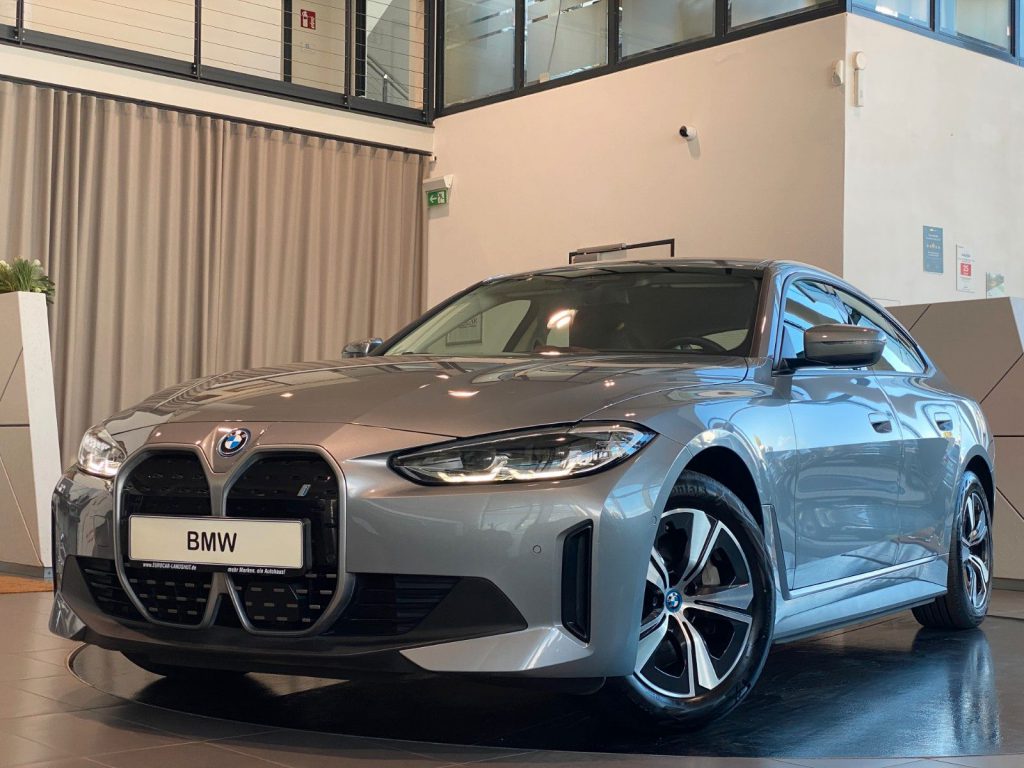 BMW i4 Gran Coupe 40e Curved Leder IconicSounds ACC