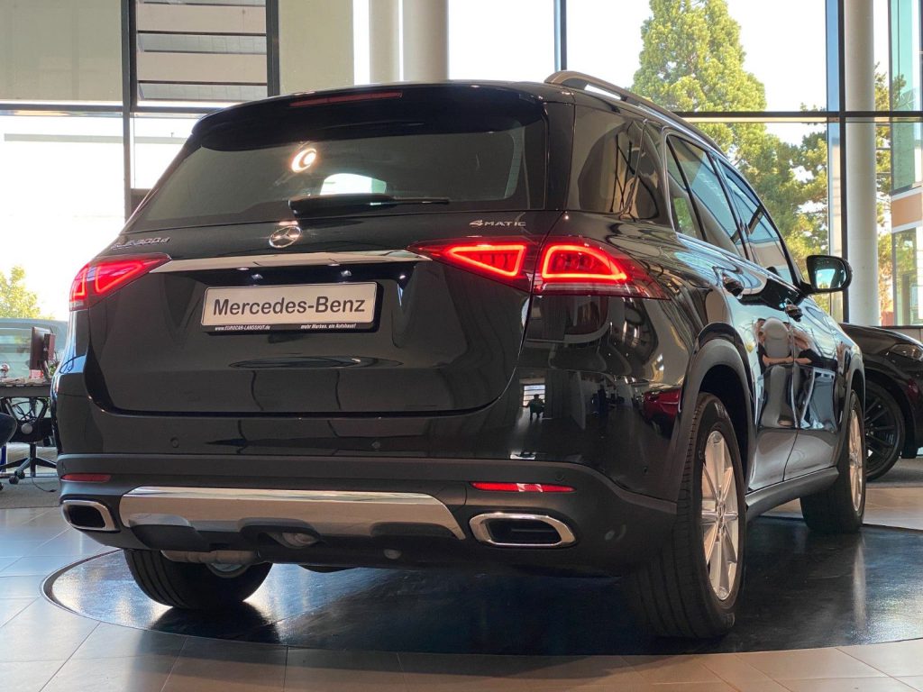 Mercedes-Benz GLE 300d 4Matic MBUX Airmatic LED AHK DTR 360°