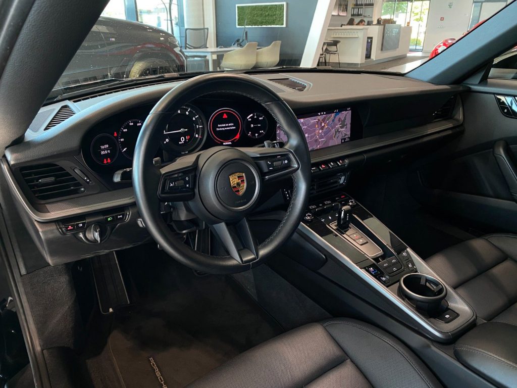 Porsche 911 Carrera S PDK PCM Kamera Sitzbelüftung PASM