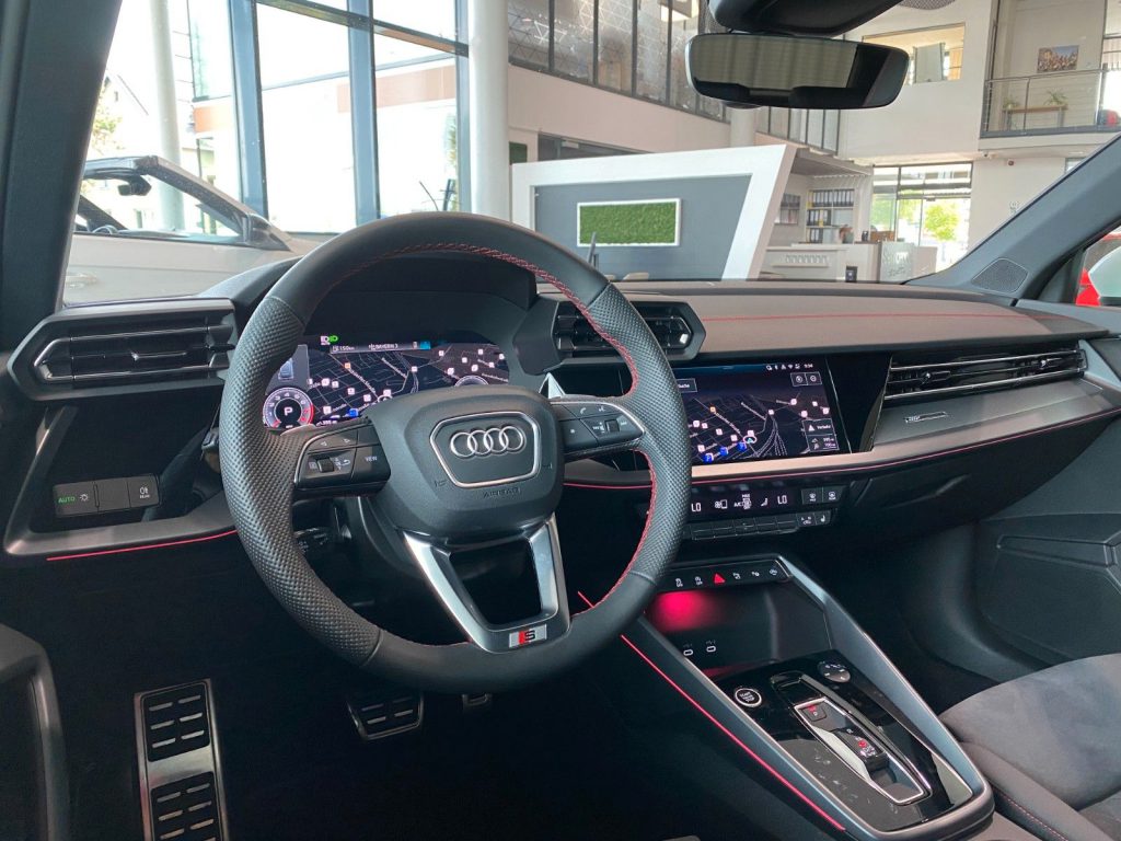 Audi A3 1.5 TFSI S-line+ ViCo AmbienteB Kamera ACC