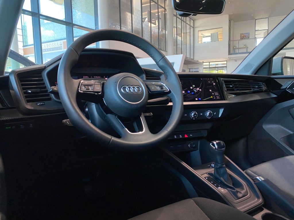 Audi A1 Sportback 25 TFSI Navi ViCo LED Sonos Shz APS