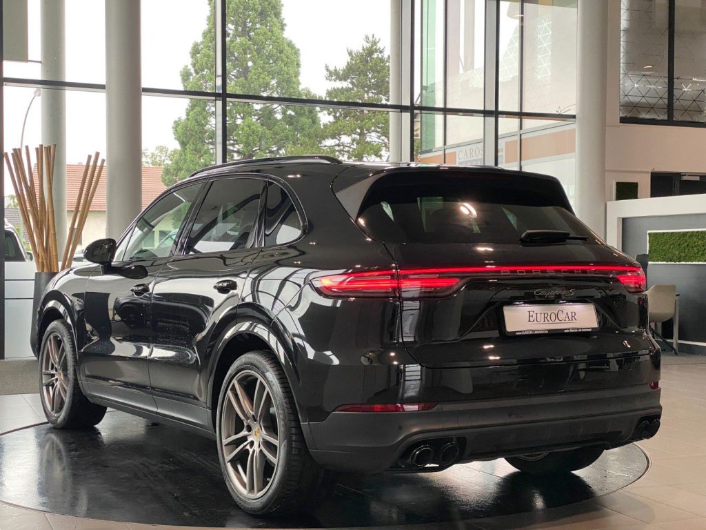 Porsche Cayenne S Platinum 18-Wege InnoDr HUD PDLS+ PASM