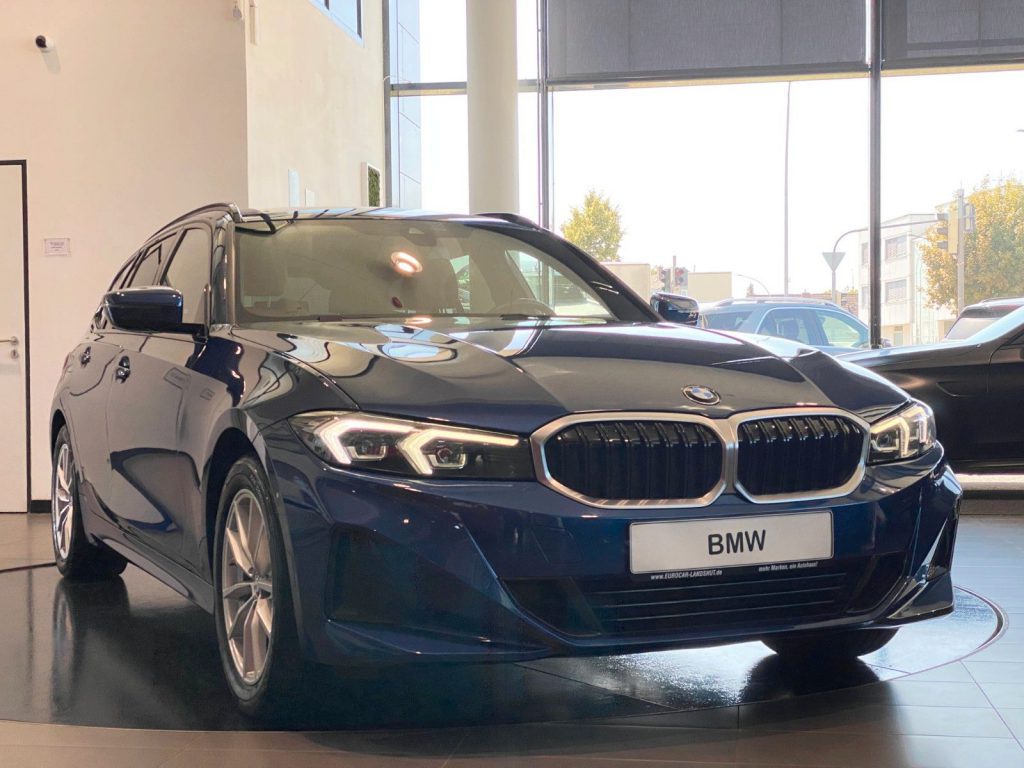 BMW 318d Touring Curved DrivingAssistant SportS Kam.