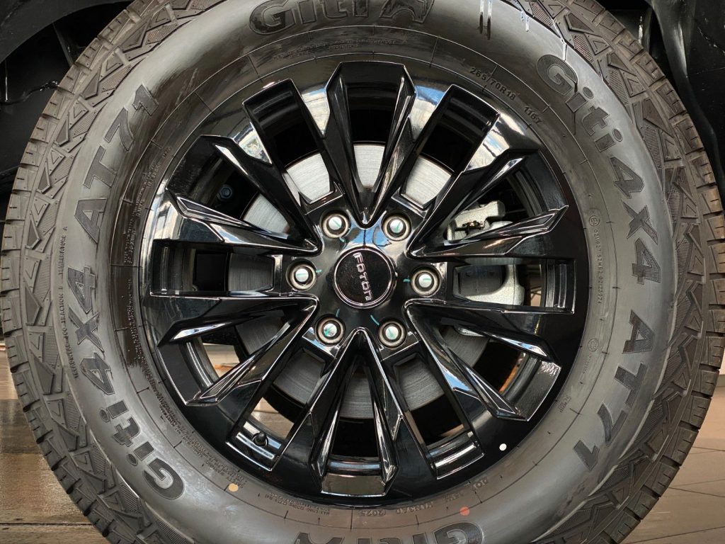 Foton 4 Ultra Tunland V9 Sbel Pano LED ACC AHK 360°