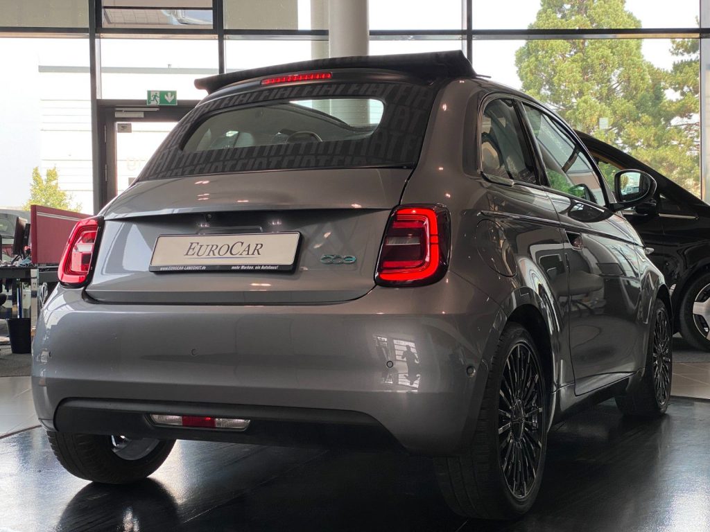Fiat 500e Cabrio 42 kWh La Prima LED Kamera Shz DAB+