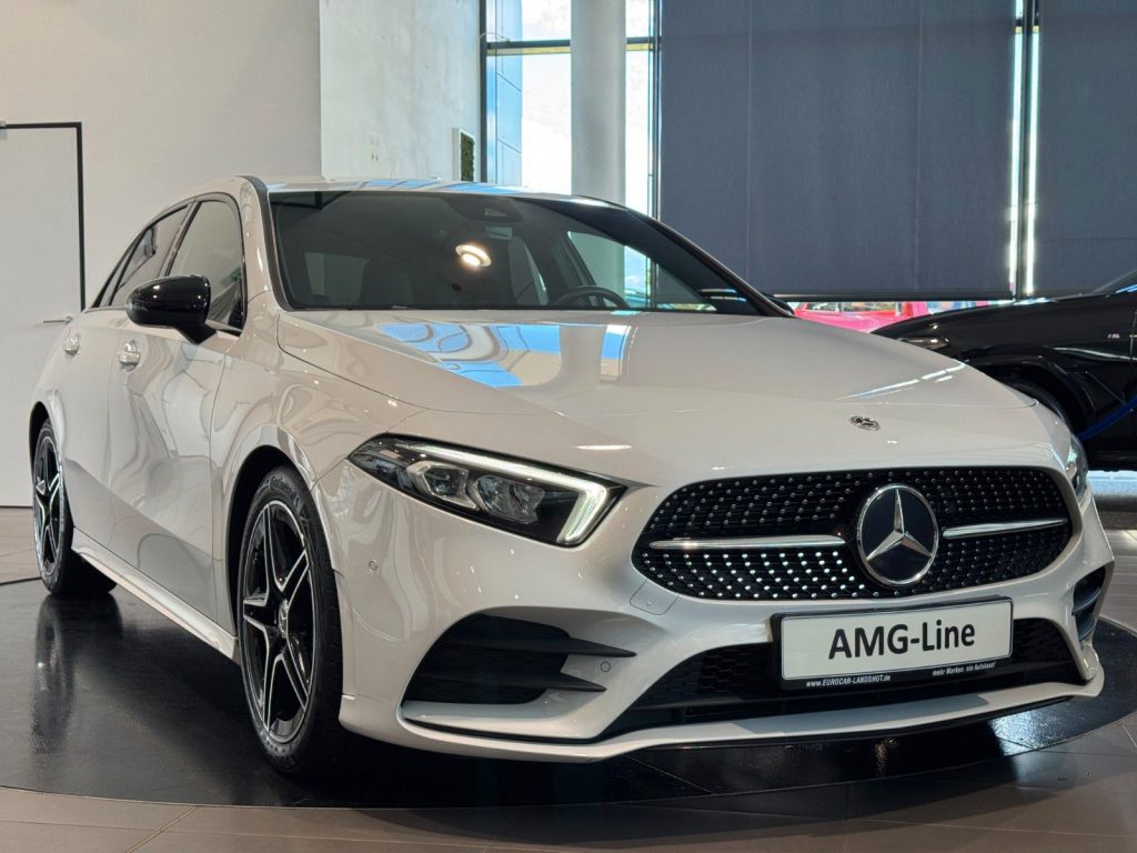 Mercedes-Benz A 200d AMG-Line Night-Paket WideS AmbienteB LED
