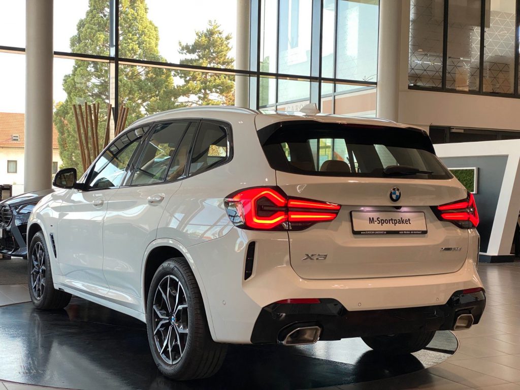 BMW X3 20d xDr M-Sport LiveCockpit DAB LED H&K ACC