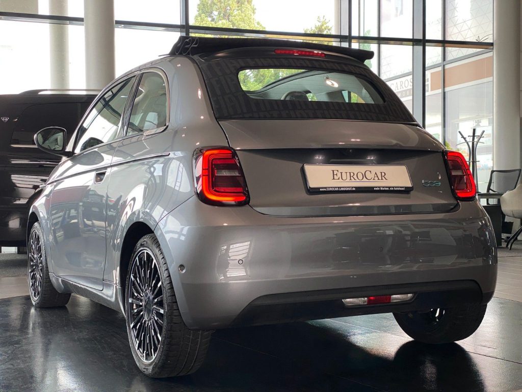 Fiat 500e Cabrio 42 kWh La Prima LED Kamera Shz DAB+