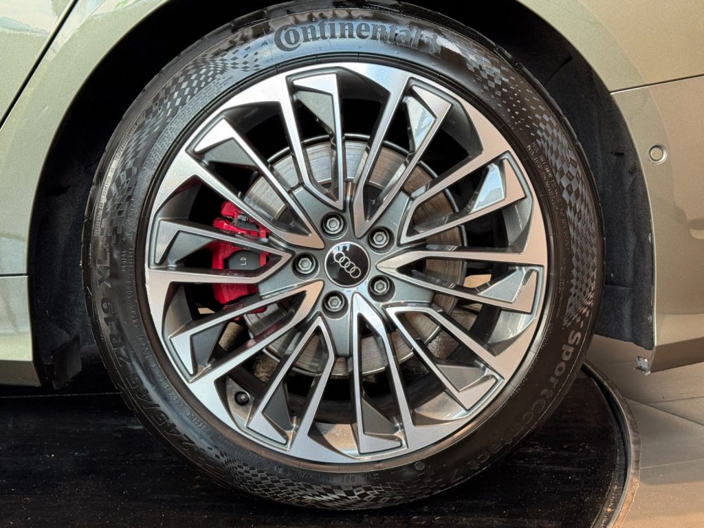 Audi A6 55 TFSIe quattro S-line+ ViCo Matrix ACC AHK