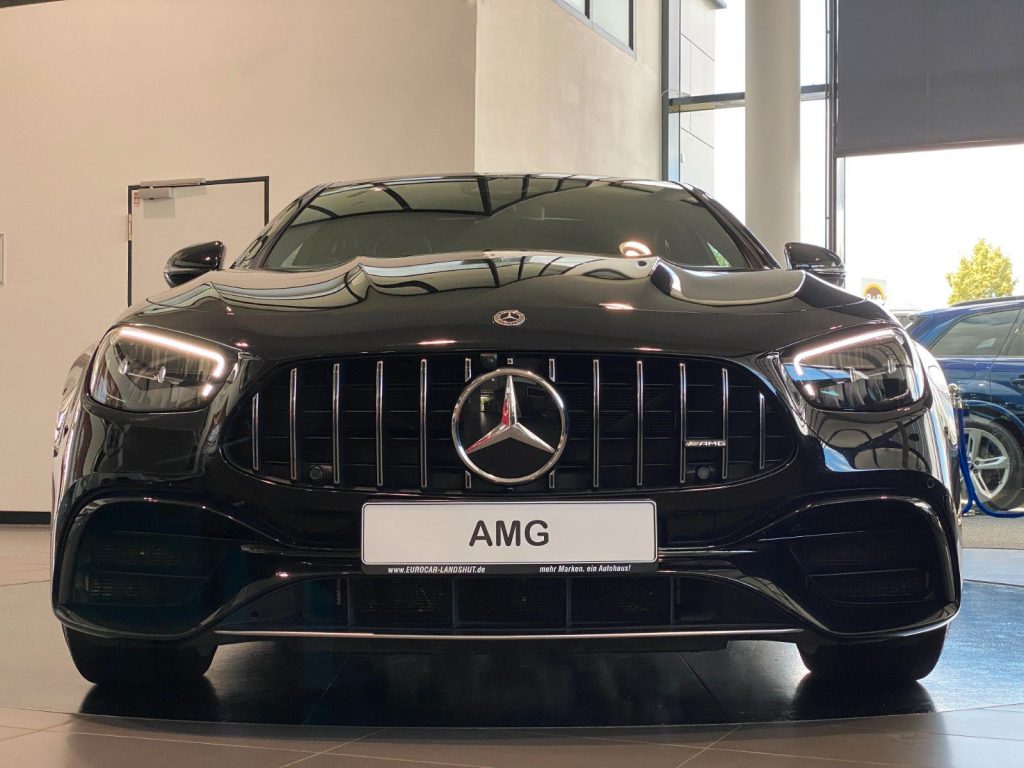 Mercedes-Benz E 63 S Lim. 4Matic+ MBUX Sbel Pano Burmester DTR
