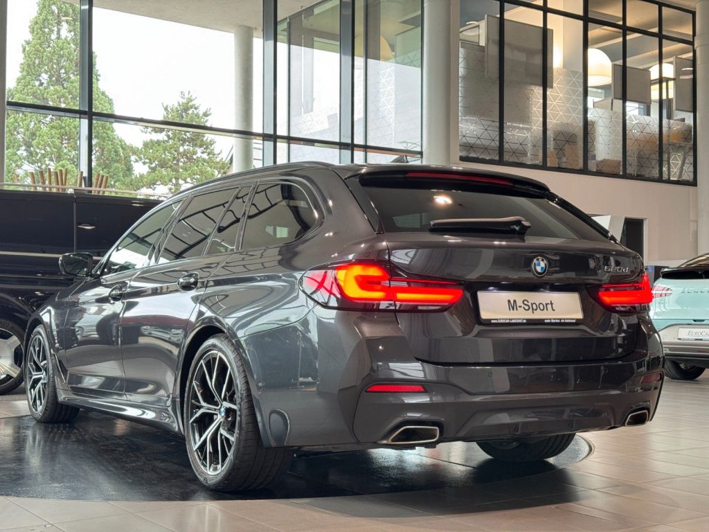 BMW 520d M-Sport CockpitProf Leder Memory Pano ACC