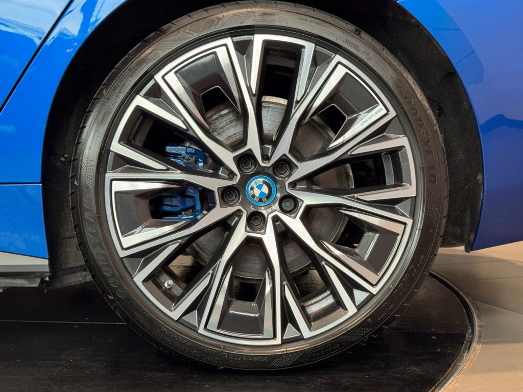 BMW i4 M50 Gran Coupe Merino SurrView H&K ACC 20"