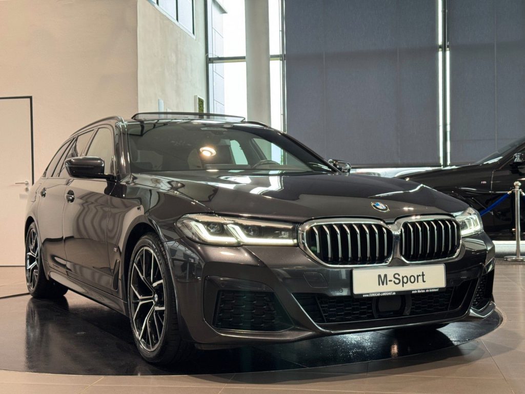 BMW 520d M-Sport CockpitProf Leder Memory Pano ACC