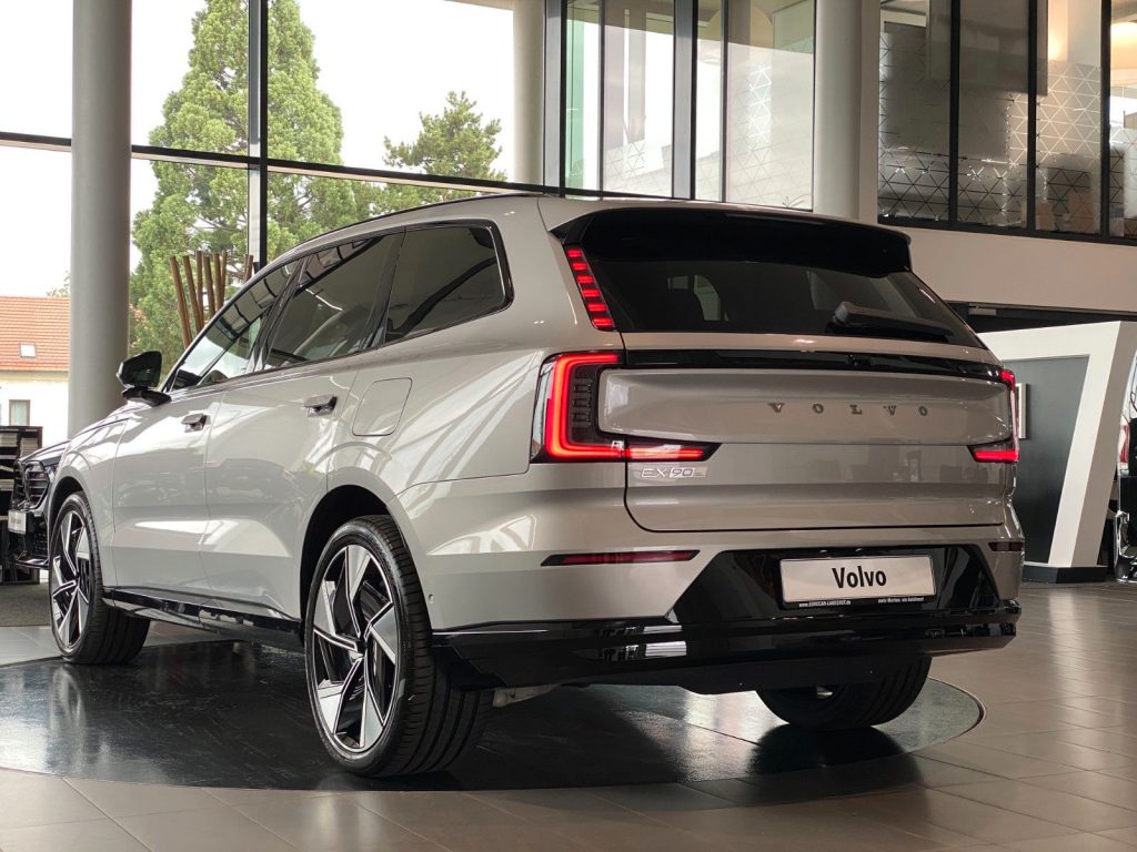 Volvo EX90 Performance AWD Ultra Luft B&W ACC AHK 7S