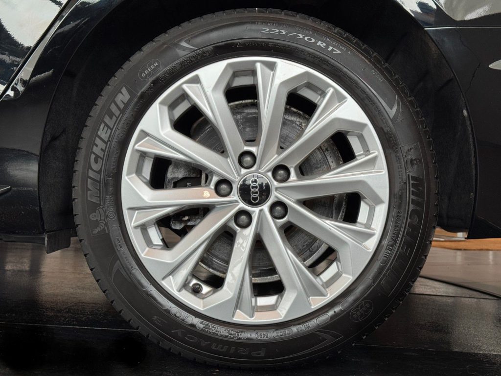 Audi A4 40TDI quattro advanced Navi Kam SideA ACC AHK