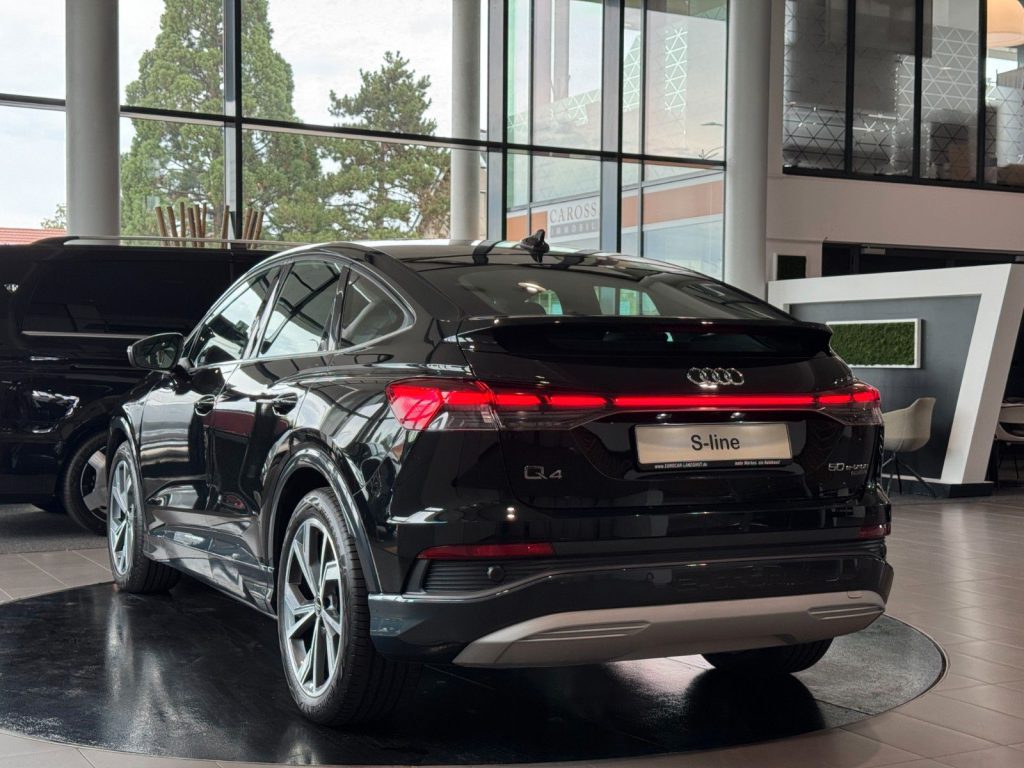 Audi Q4 Sportb e-tron 50 S-lineInt. Matrix ACC AHK