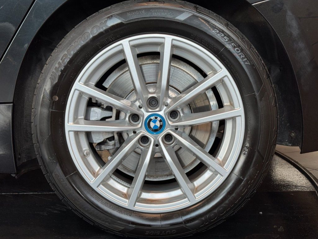 BMW 320e Touring CockpitProf HUD SportS Kamera ACC