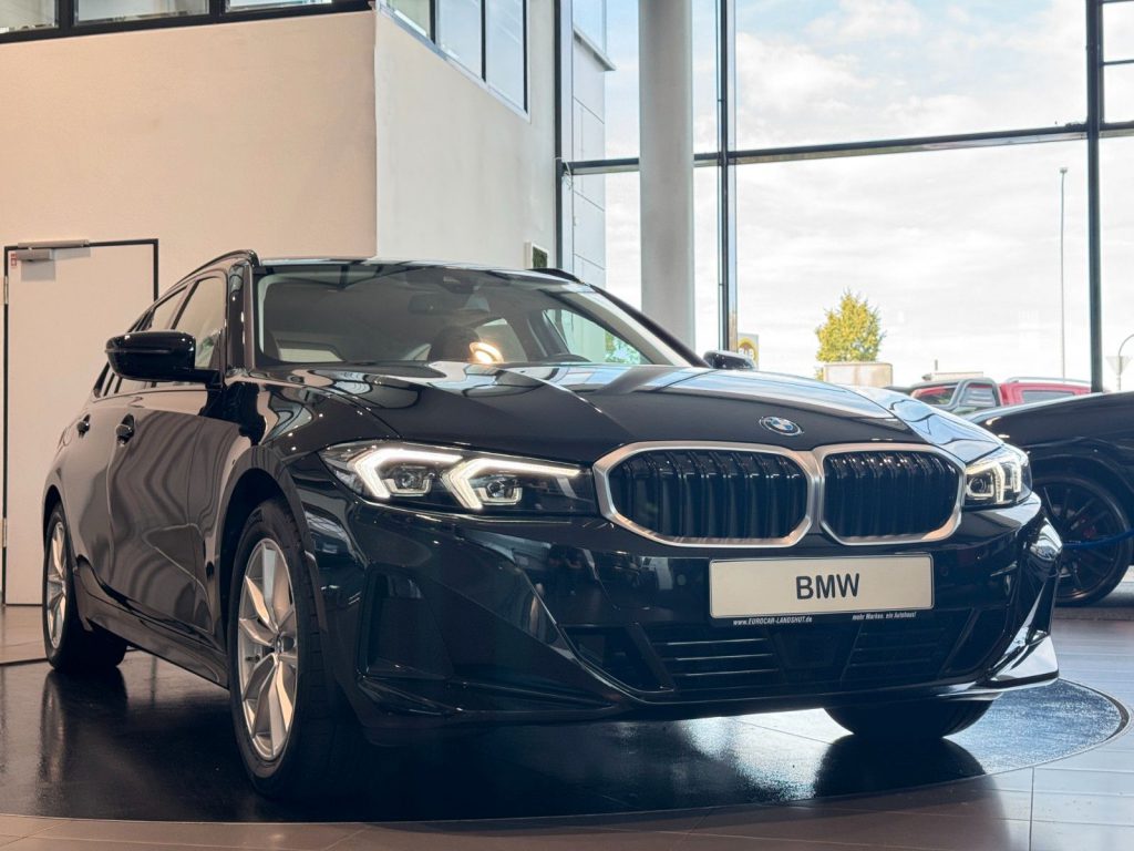 BMW 320e Touring CockpitProf HUD SportS Kamera ACC