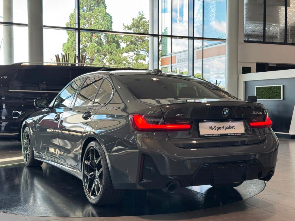 BMW 330d xDr M-Sport Pro M-Sitze Carbon Sthz ACC AHK