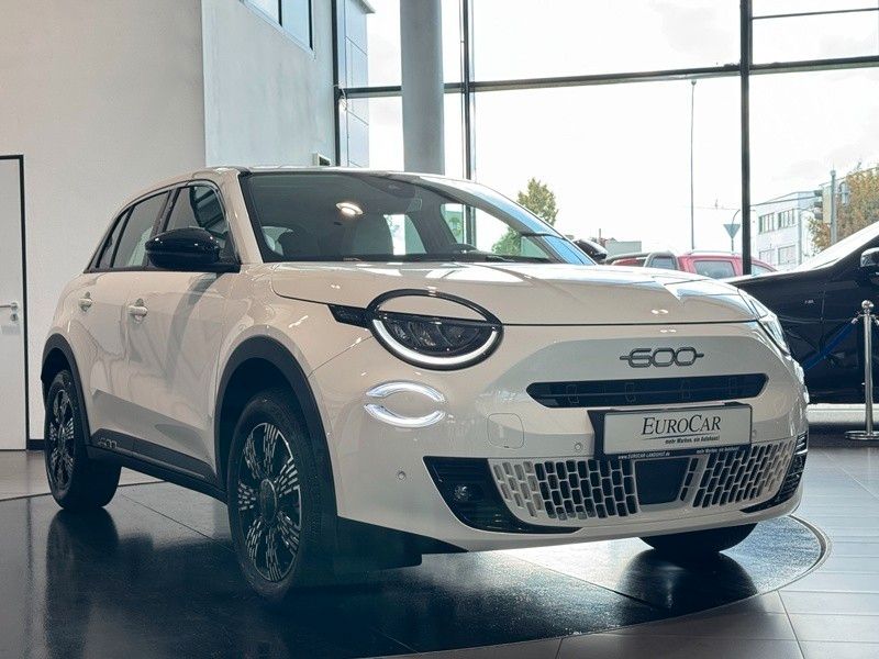 Fiat 600 Hybrid StyleP SmartphoneInt. Shz Kamera LED