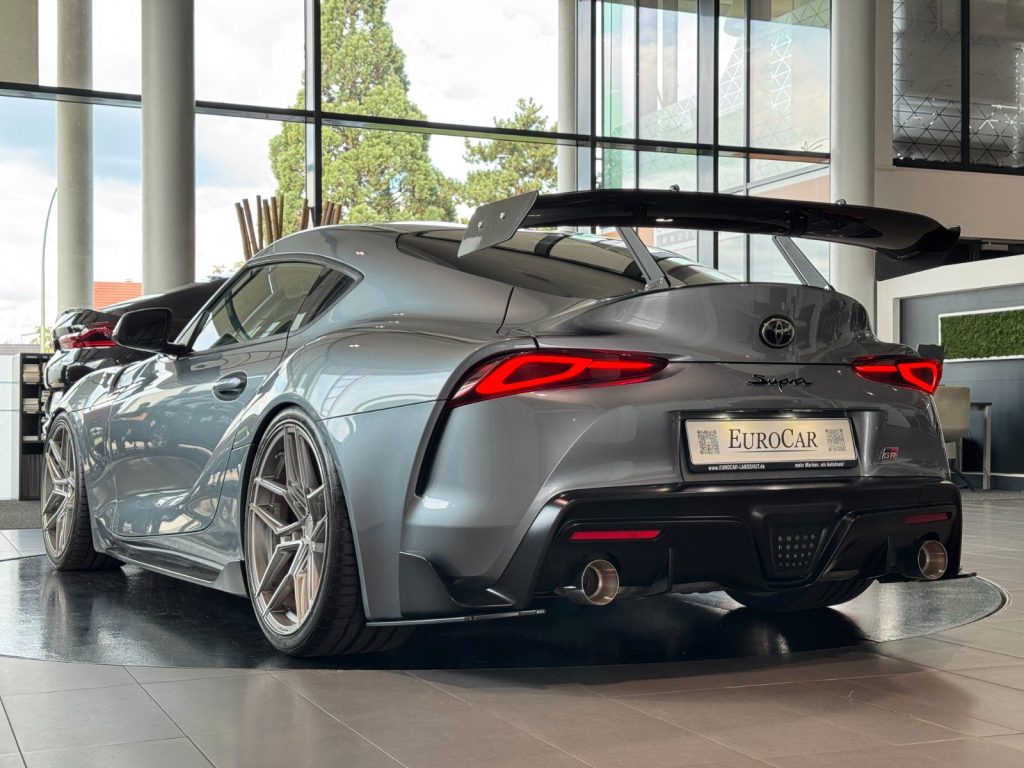 Toyota GR Supra 2.0 Premium-Paket HUD Leder Bastuck 20"