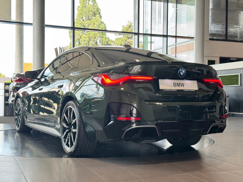 BMW i4 M50 M-Sport Pro Laser SurrView H&K ACC 19"