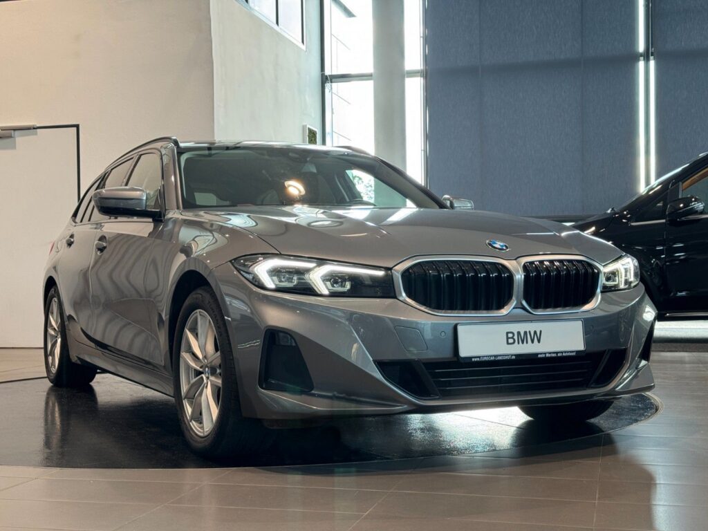 BMW 318d Touring Curved DrivingAssistant Sthzg LED
