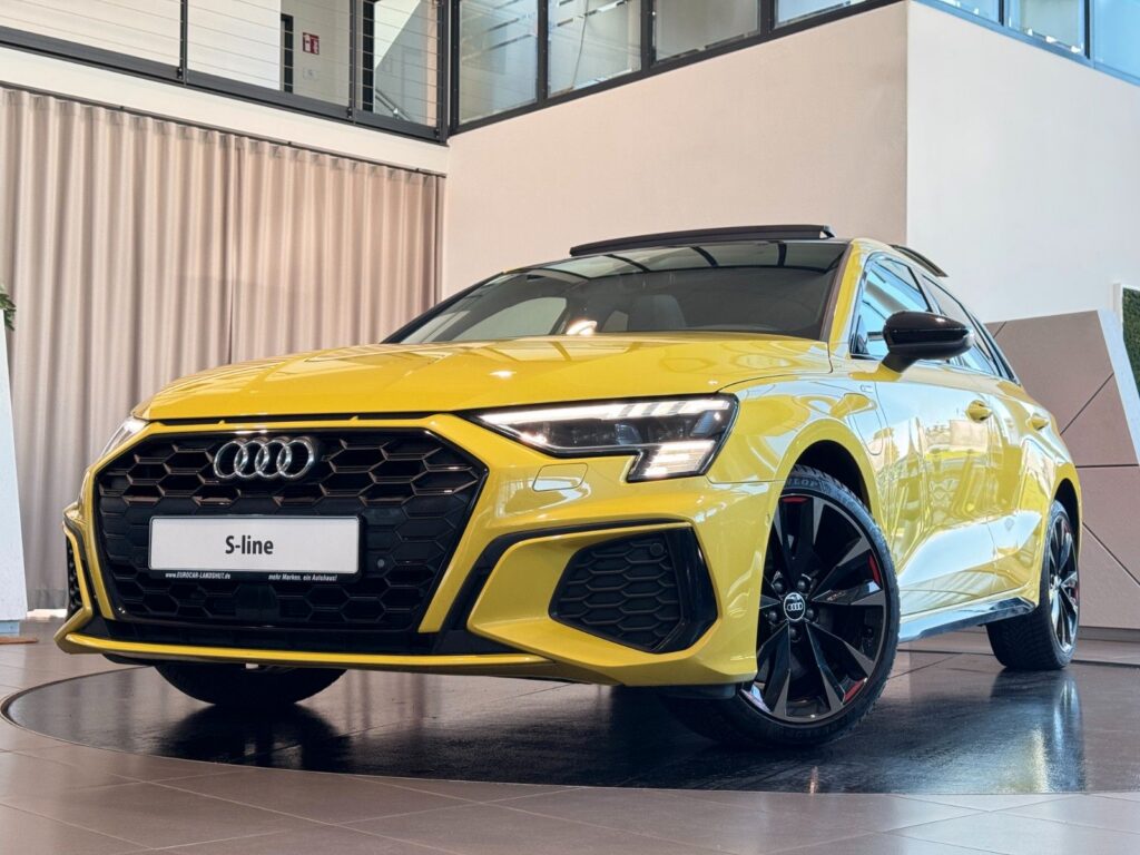 Audi A3 45 TFSIe S-line ViCo Matrix Pano Kam. B&O ACC