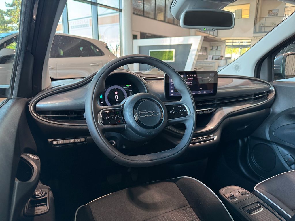 Fiat 500e 42kW/h SmartphoneInt SpurhalteA Shzg Kamera